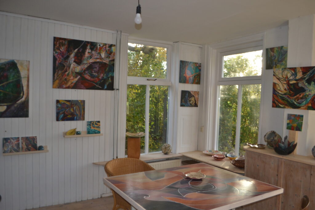 keramiek natuurlijk galerie hout en aarde